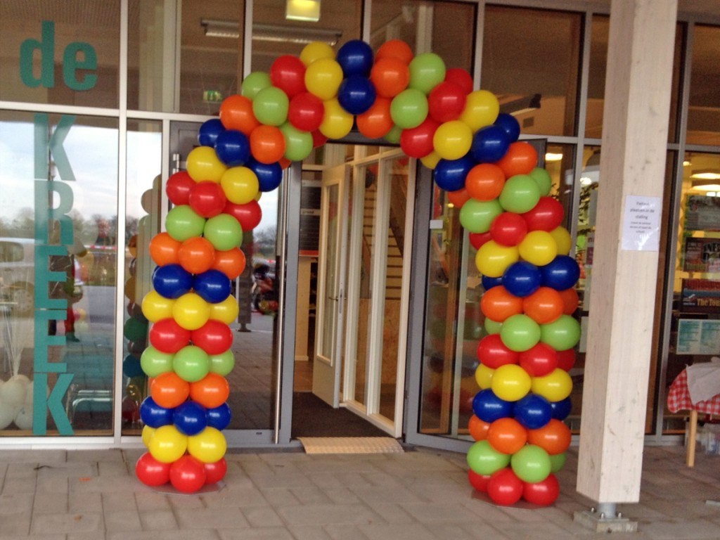 De Gestapelde ballonnenboog, de kleurverloop gestapeld samengesteld